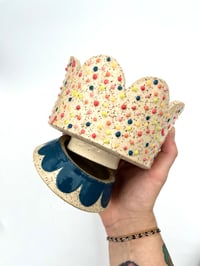 Image 2 of Rainbow blue planter
