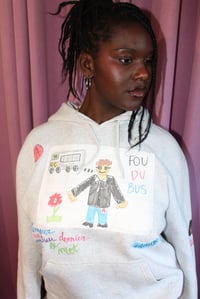 Image 2 of HOODIE « FOU DU BUS » 🤡
