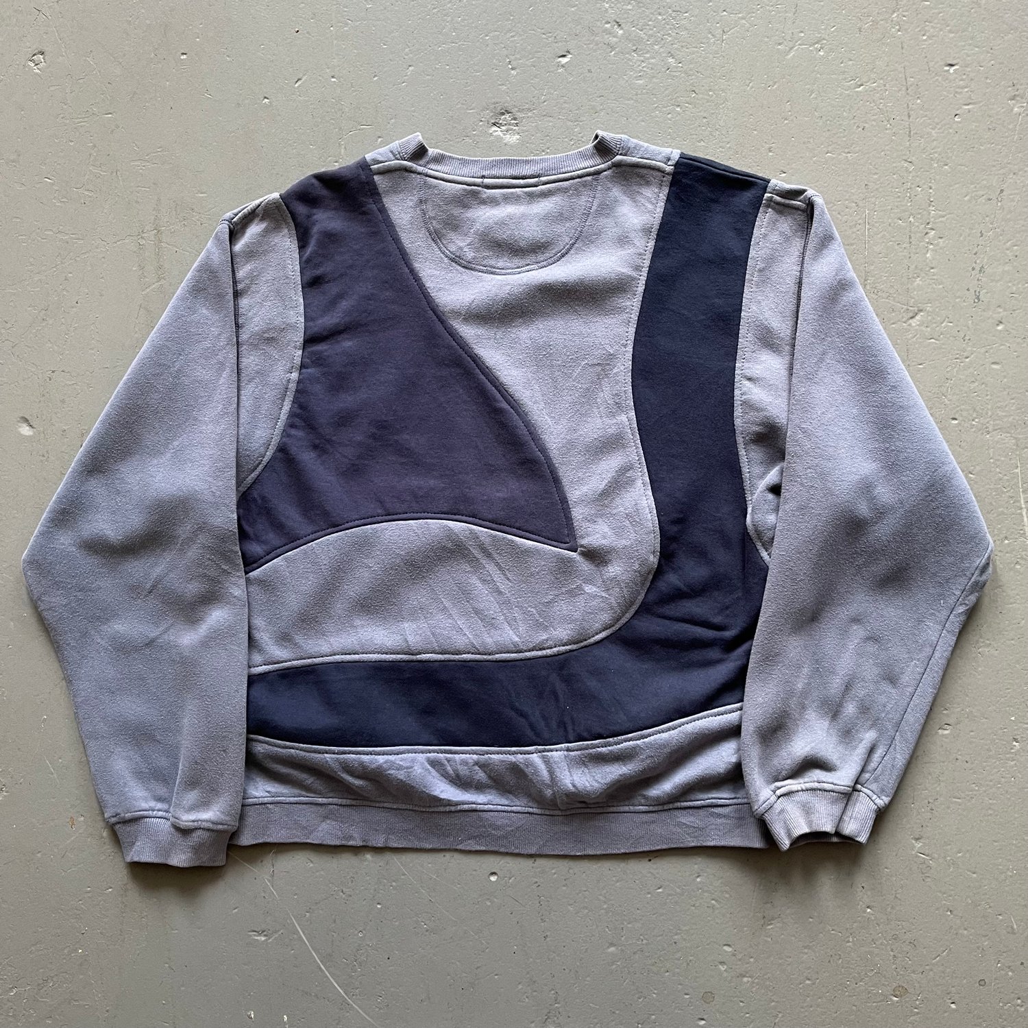Image of Vintage Nike rework sweatshirt size L
