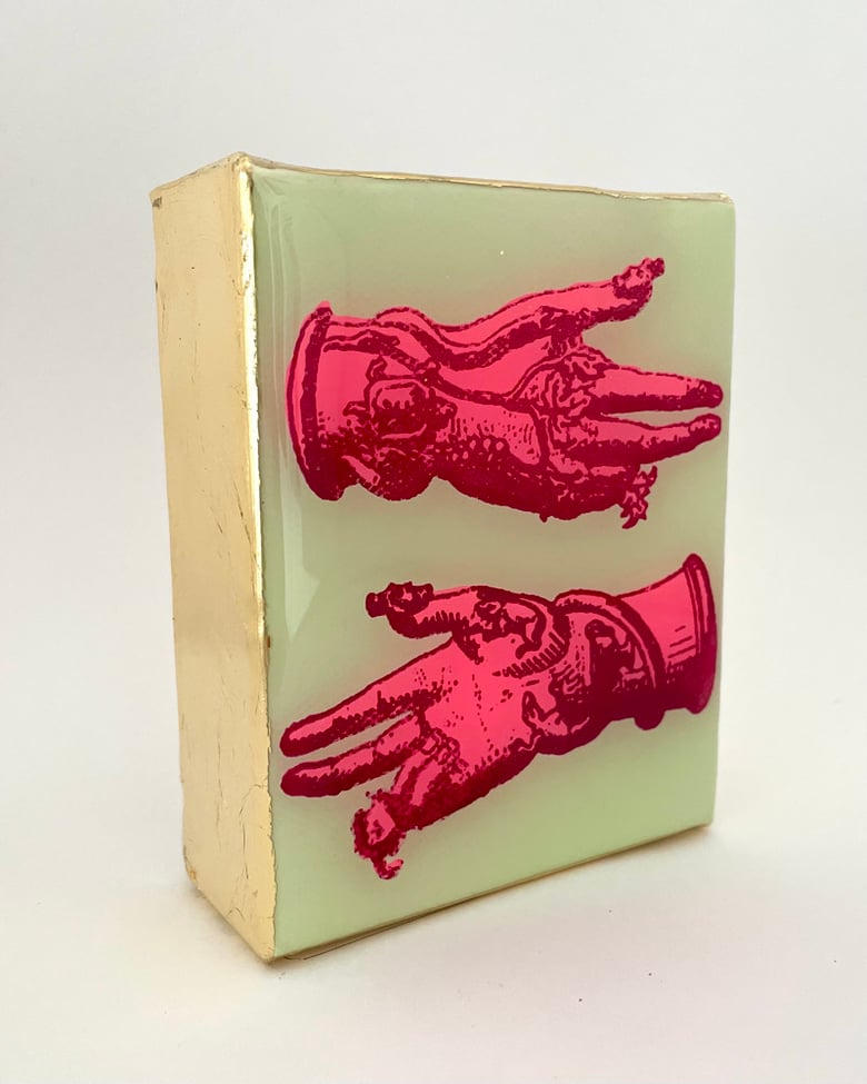 Image of Votive Hands Pastel Yellow/Magenta