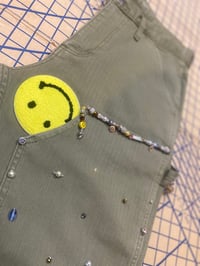 Image 3 of Carpenter Smiley Jeans 👖with ŚŤŸŁĘŠBŶŁÄŇÏ 💎 BĒĀĘÐÈĎ🧿 ĶÑËĘ 🦵🏿