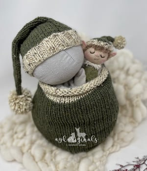 Image of Snuggle wrap cover and sleepy cap 