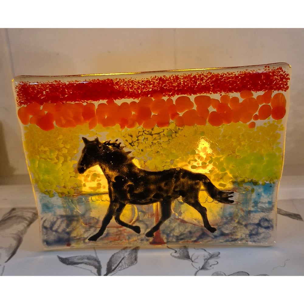 Image of Fused Rainbow and Horse Tea Light