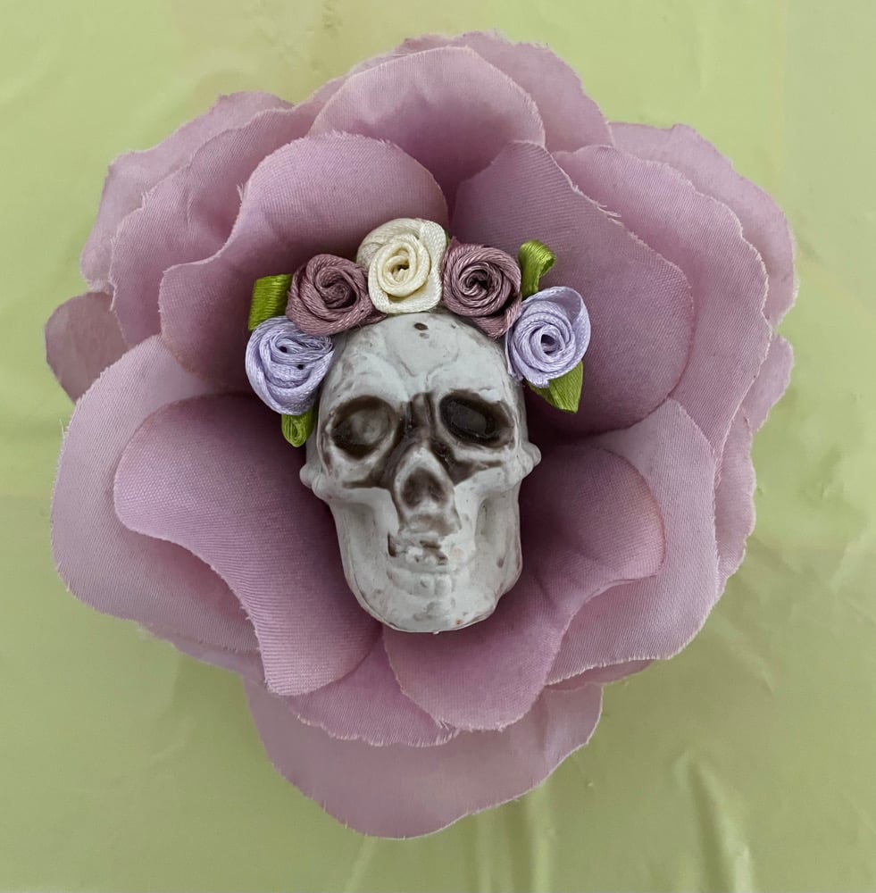 Purple skull rose