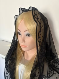 Image 3 of Mary’s Grace Veil (Black)