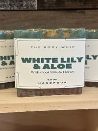 Image 4 of White Lily & Aloe Soap