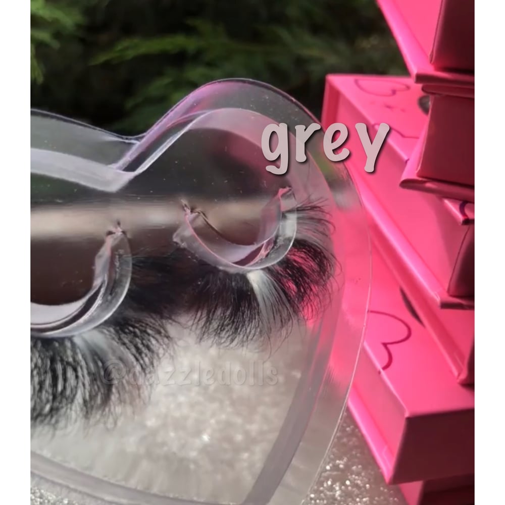 Image of grey coloured lashes love heart box
