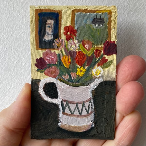 Image of summer flowers in a jug
