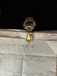 Image 11 of Magnifique petite pince à courrier en laiton ouvragée, époque victorienne, 1850-1890.