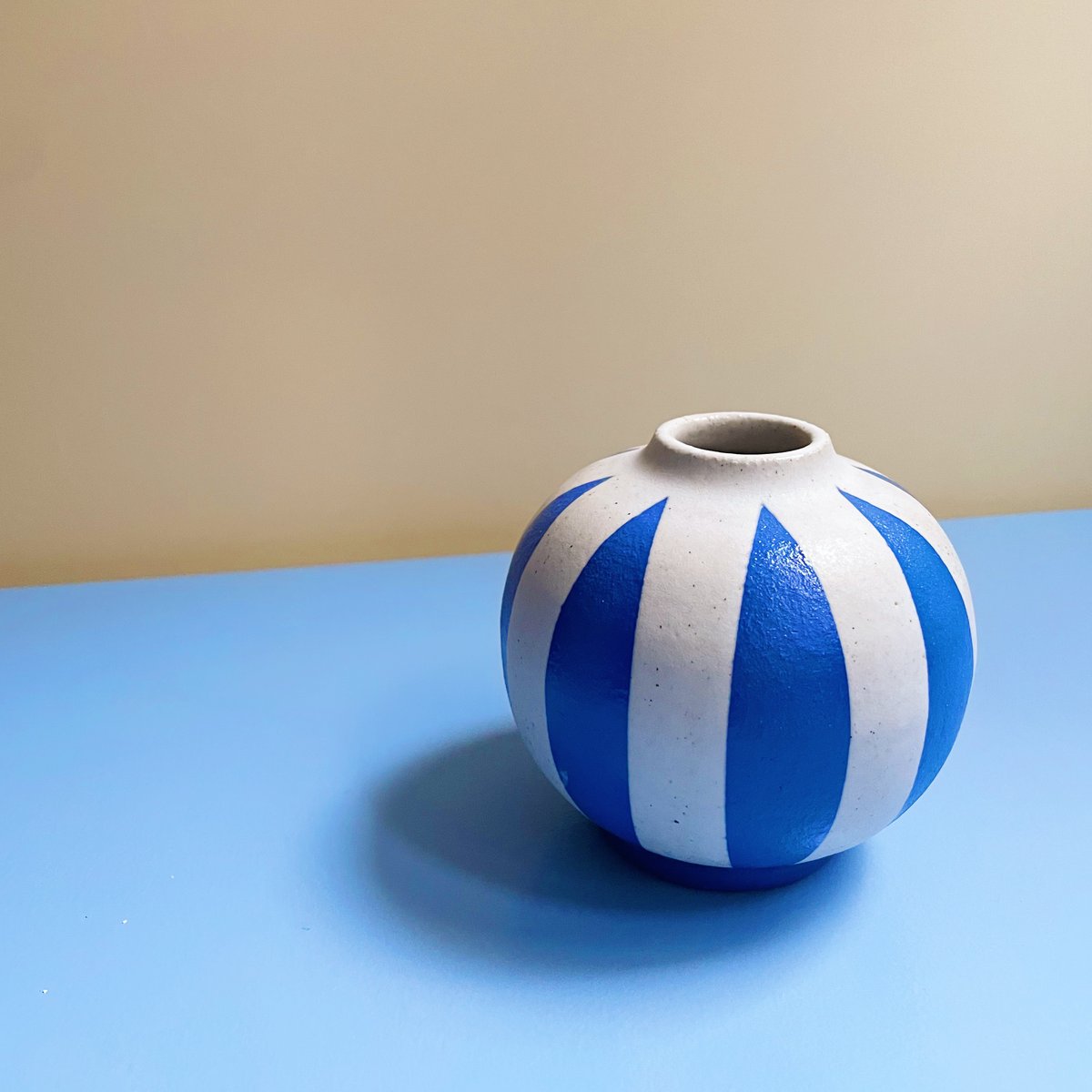 Image of Circus Vase - Blue/white