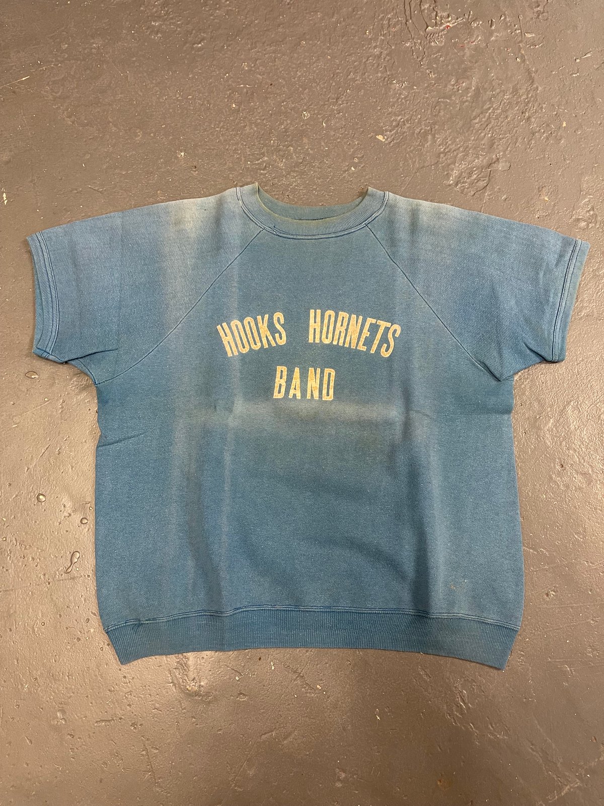 Image of HOOKS HORNET BAND 