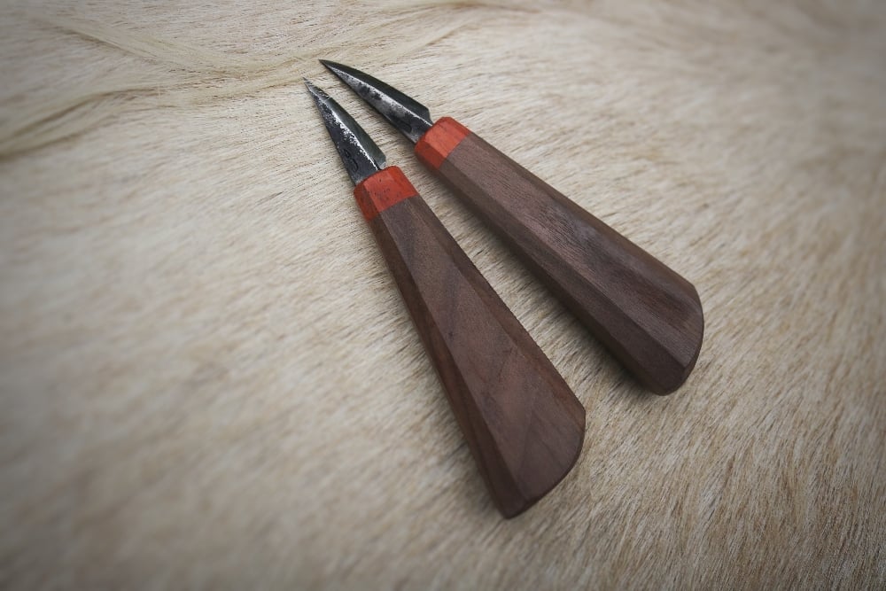 Image of Mini slöjd with walnut and padauk handle