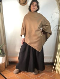 Image 4 of PONCHO LANA
