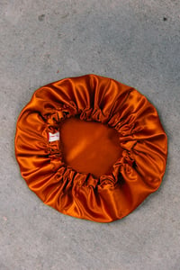 Image 4 of "GINGER"LUXURY SATIN BONNET 