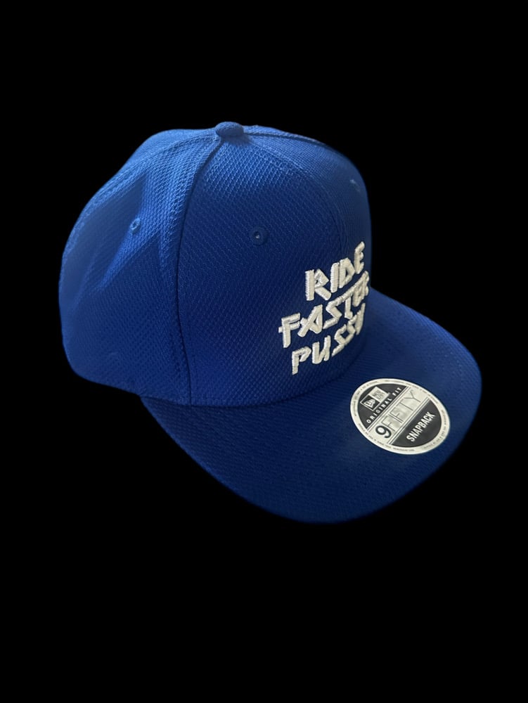 Cuh new era nine fifty embroidered snapback Image 2
