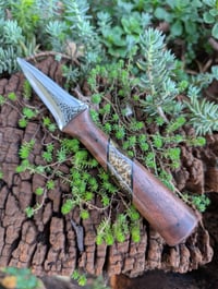 Image 2 of GOLDEN CORE DAGGER