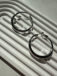 Image 3 of Ear hoops 耳圈