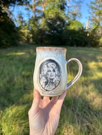 Image 1 of Yellow Bell x 14 Hands (Golden Dolly)