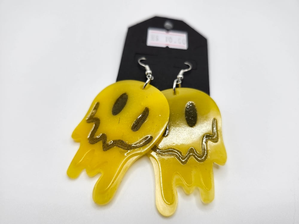 Image of Melting Smile Earrings 