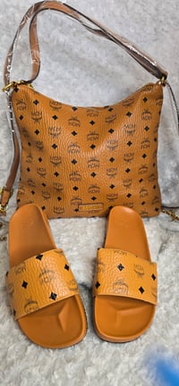 Size 10 Mackin Cutie Large tote & Slides