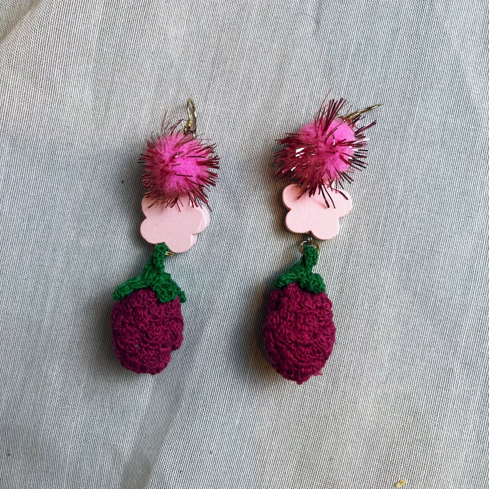 Image of RASPBERRIES crocheted earrings