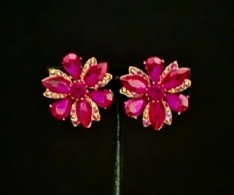 Image of Fushia Rhinestone Clip-On Earrings 