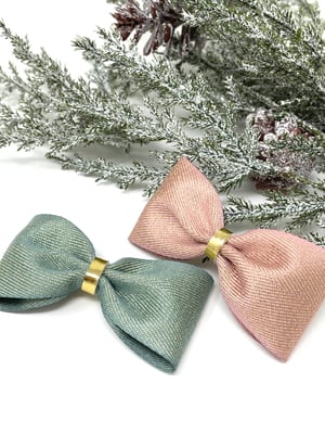 Image of Holiday Shimmer Ribbon Bow