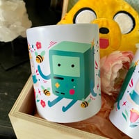 Image 2 of Mug Adventuretime. Vendu à l'unité ou à intégrer dans un lot de 3 (36€ les 3)