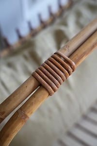 Image 5 of Porte-revues En Rotin