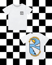 Image 3 of T-SHIRT: Cloud Crusing To Holiday Fun