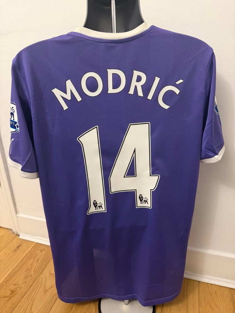 Image of Tottenham Hotspur “MODRIĆ 14” 2011/12 Away Shirt + PL patches XL
