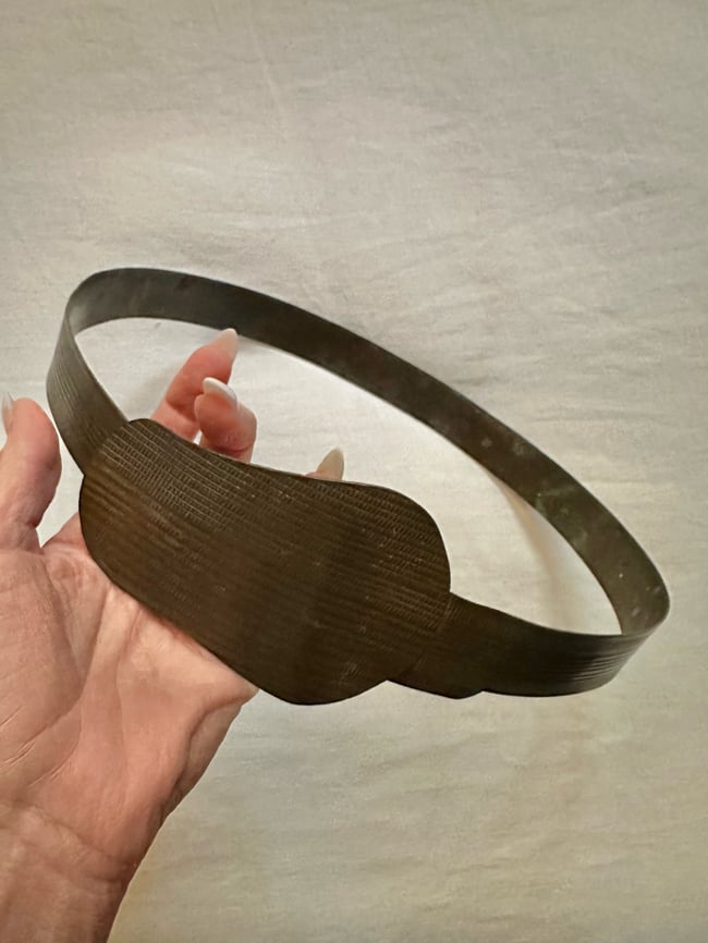 70s metal clasp circle blt