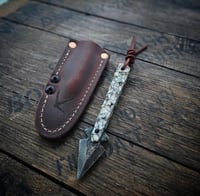 BROKEN ARROW • white 