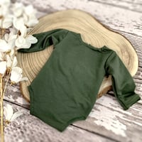 Image 2 of Newborn boys bodysuit Kai - green