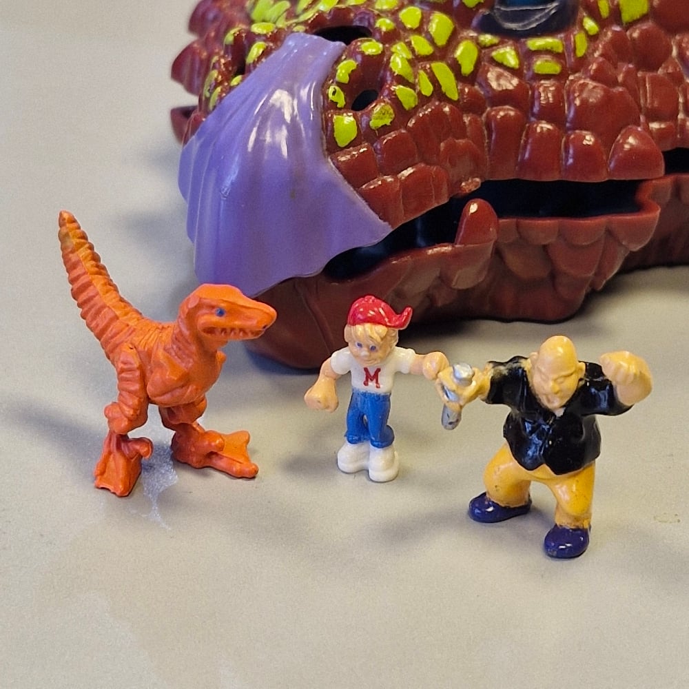 Mighty Max Blows Up Dino Lab (Mutasaurus) Doom Zone – Bluebird