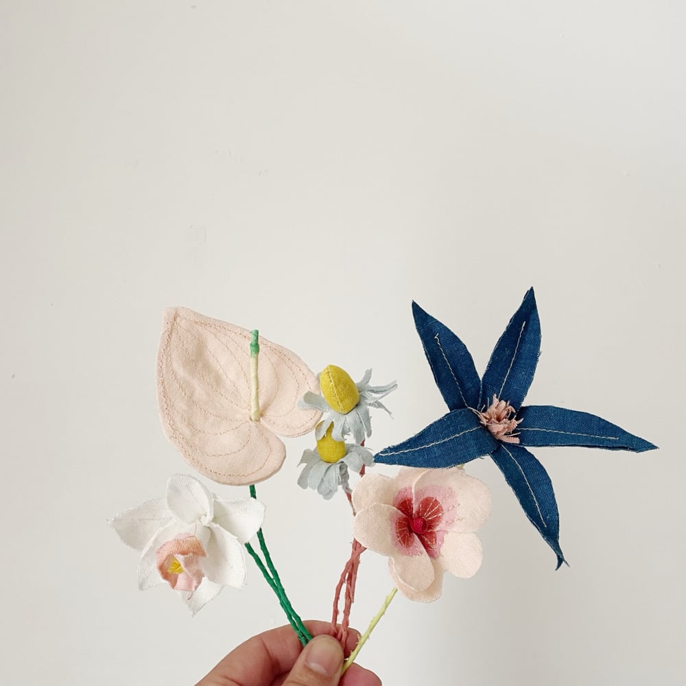 Image of cocon mini mini flowers 