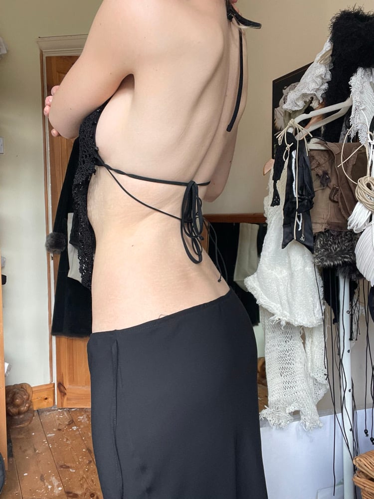 Image of neave top
