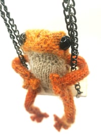 Image 2 of Frog on swing 3