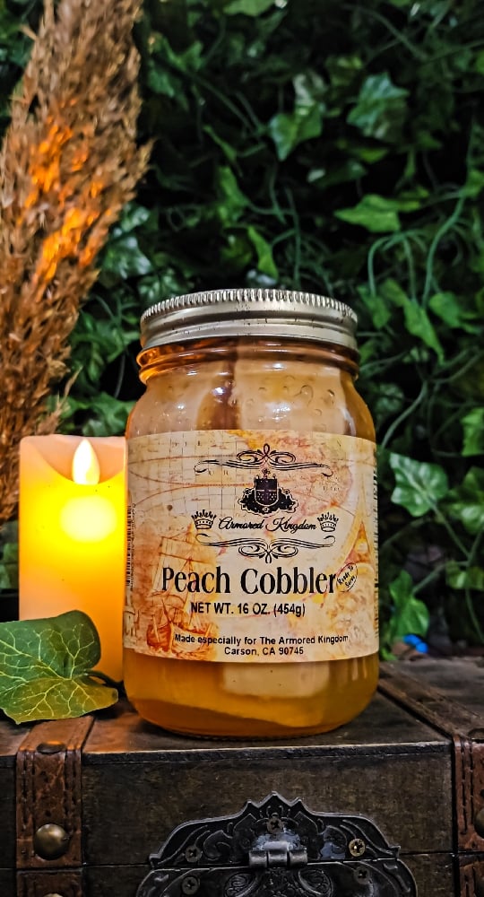 👑The Armored Kingdom Premium Peach Cobbler (16 OZ)🍑🥧