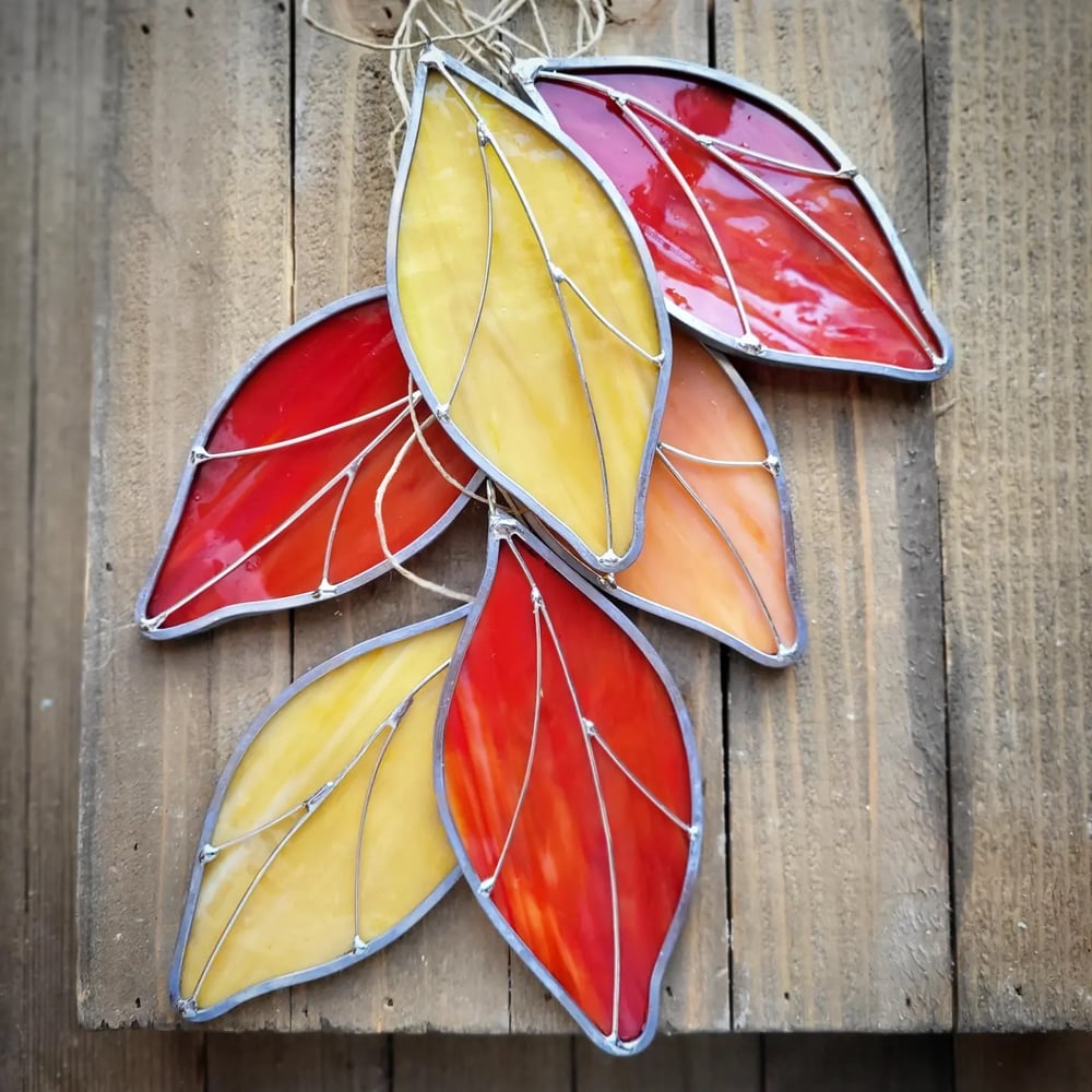 Image of Leaf Set- stained glass