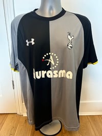 Image 2 of Tottenham Hotspur “BALE 11” 2012/13 Third Shirt + patches (XL)