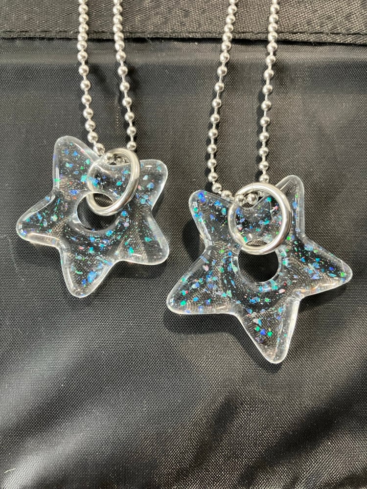 Image of chunky crushed opal stars