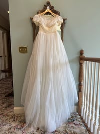 Image 16 of 1950s Goddess Gown