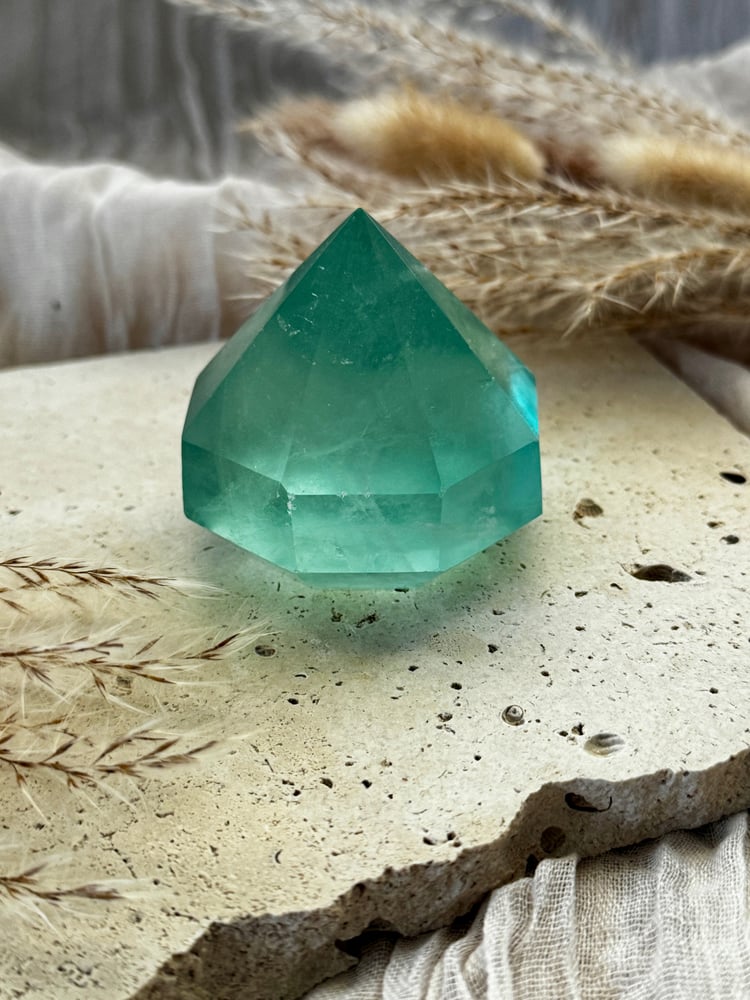 Image of Fluorite Diamond 