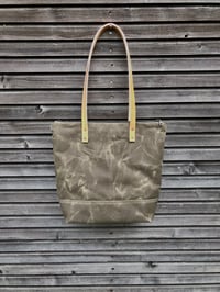 Image 5 of Tote bag made in waxed canvas with vegtable tanned leather shoulder straps