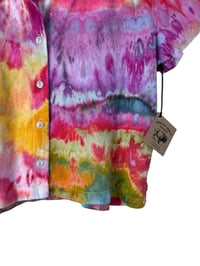 Image 6 of ♻️ UPCYCLED S Linen Blend Resort Shirt in Bright Agate Ice Dye