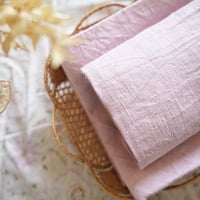 Image 1 of Serviettes Anciennes Damassées Rose Blush