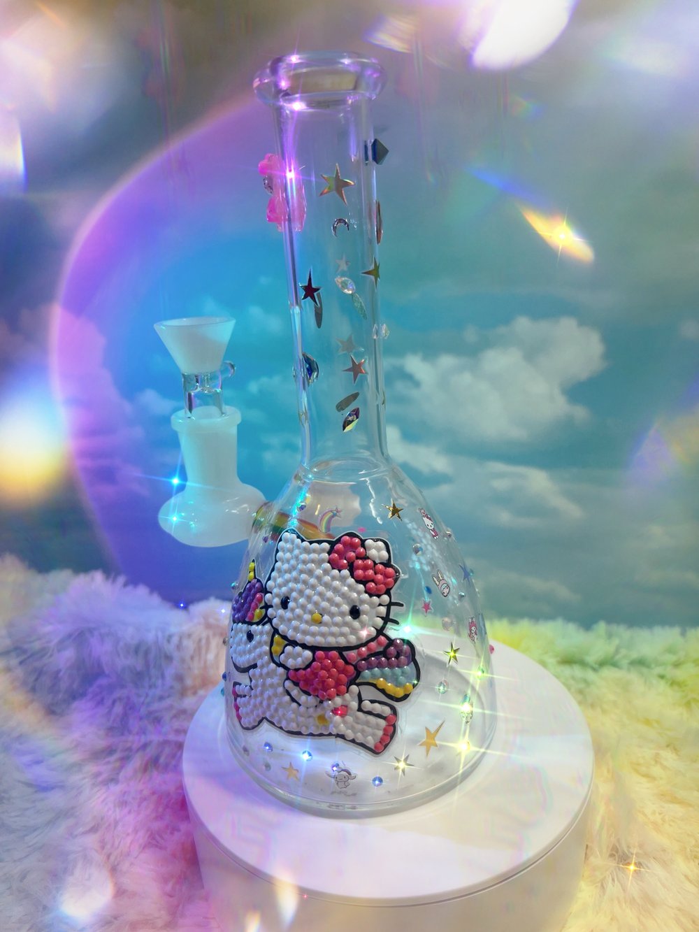 Rainbow 🌈 kawaii hello kitty bong 