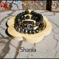 Image 2 of Shania