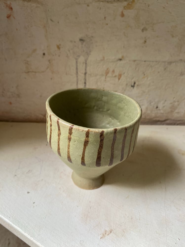 Green Beaker  Image 3